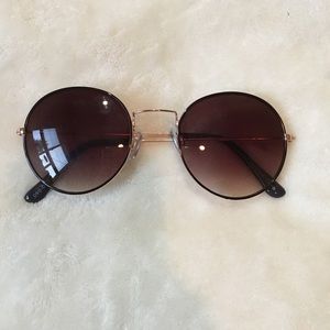Brown Round Frame Sunglasses